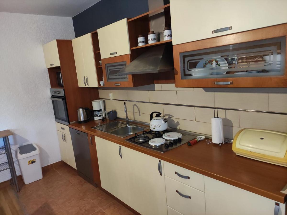Apartment Cengo Kaštela Buitenkant foto